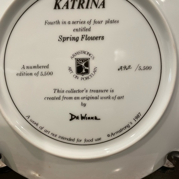 Collectors Plate “KATRINA” Spring Flower Series - Picture 2 of 6